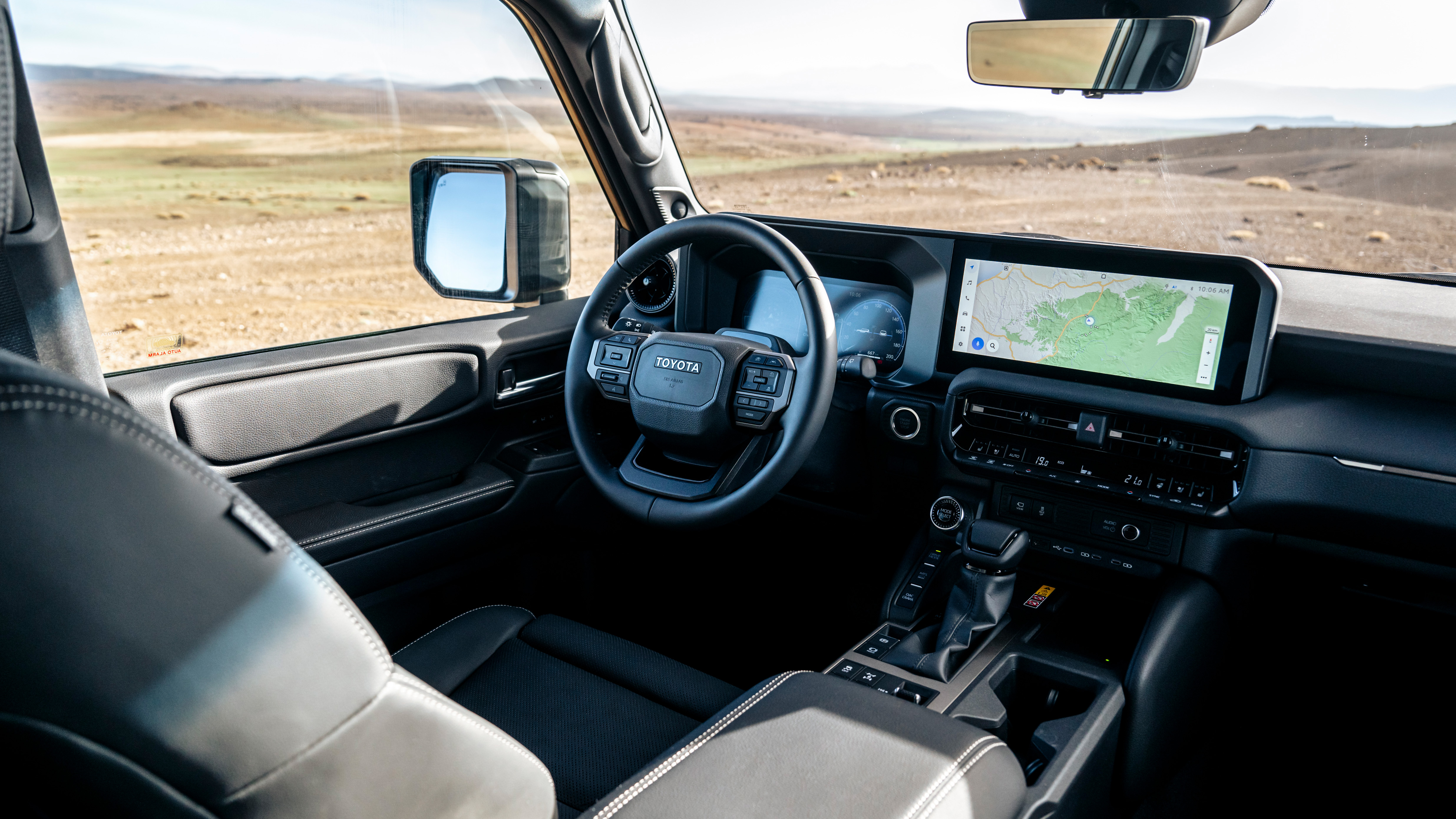 2024_newlandcruiser250_sand_interioranddetails_006_kopia