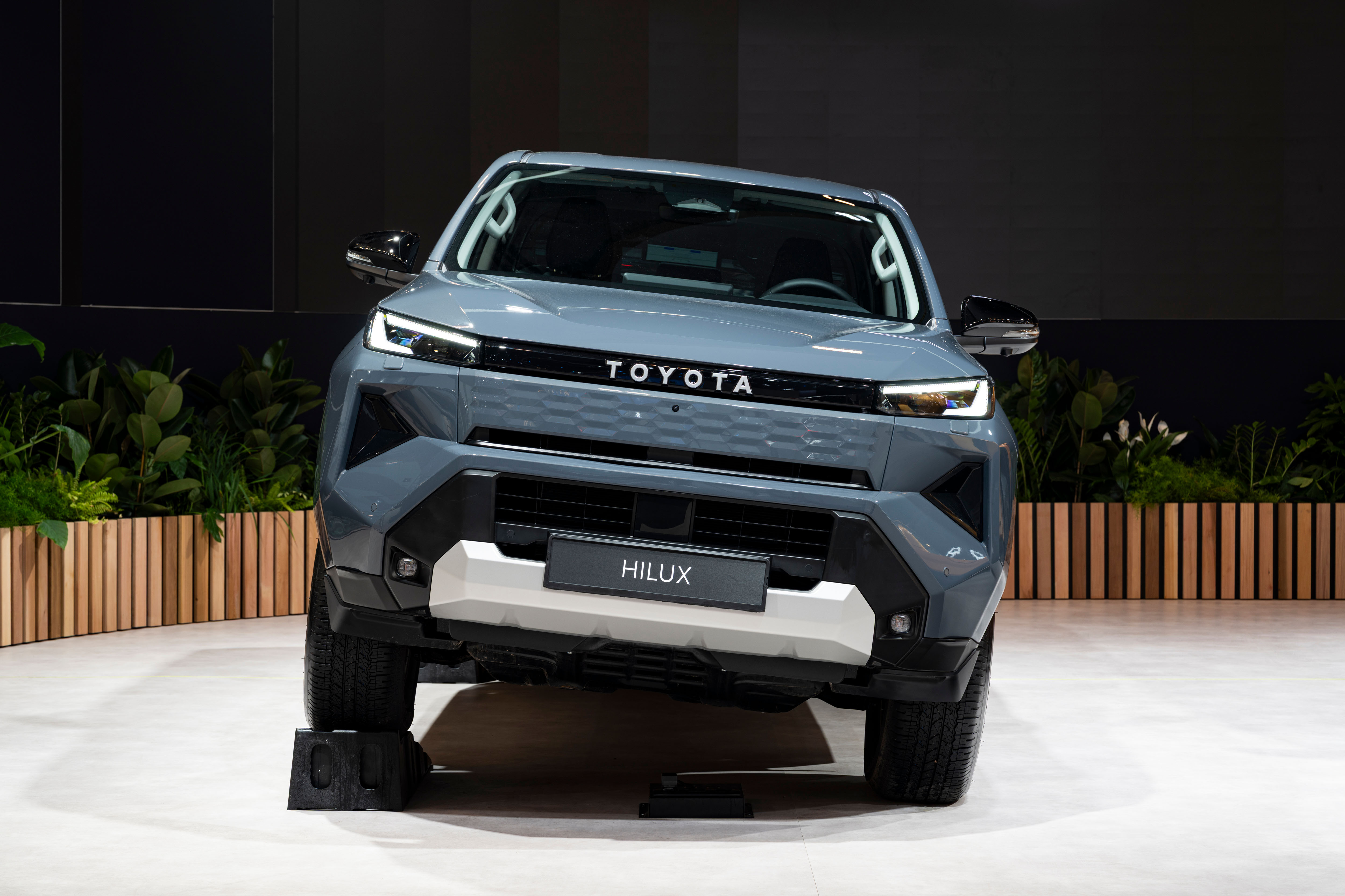 hiluxbev2026_002_kopia